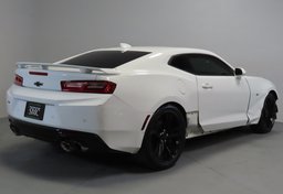 2017 Chevrolet Camaro - Image 9