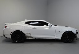 2017 Chevrolet Camaro - Image 6