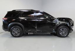 Thumbnail of 2022 Nissan Pathfinder