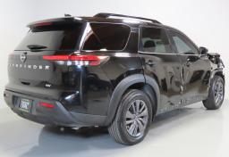 Thumbnail of 2022 Nissan Pathfinder