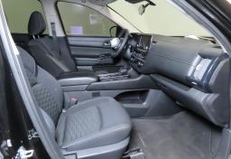 Thumbnail of 2022 Nissan Pathfinder