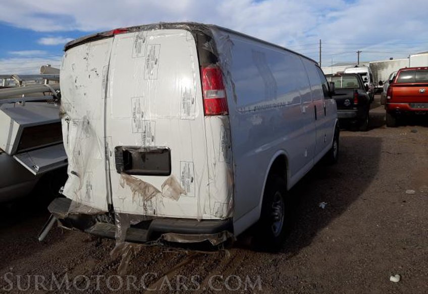 2017 Chevrolet Express Cargo Van - Image 3