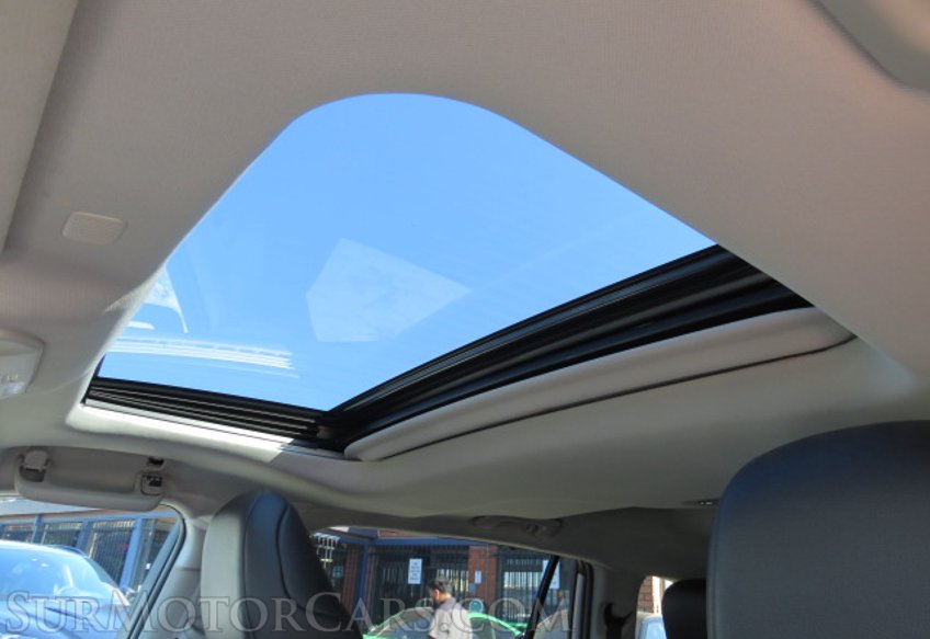 2022 Toyota Highlander - Image 48