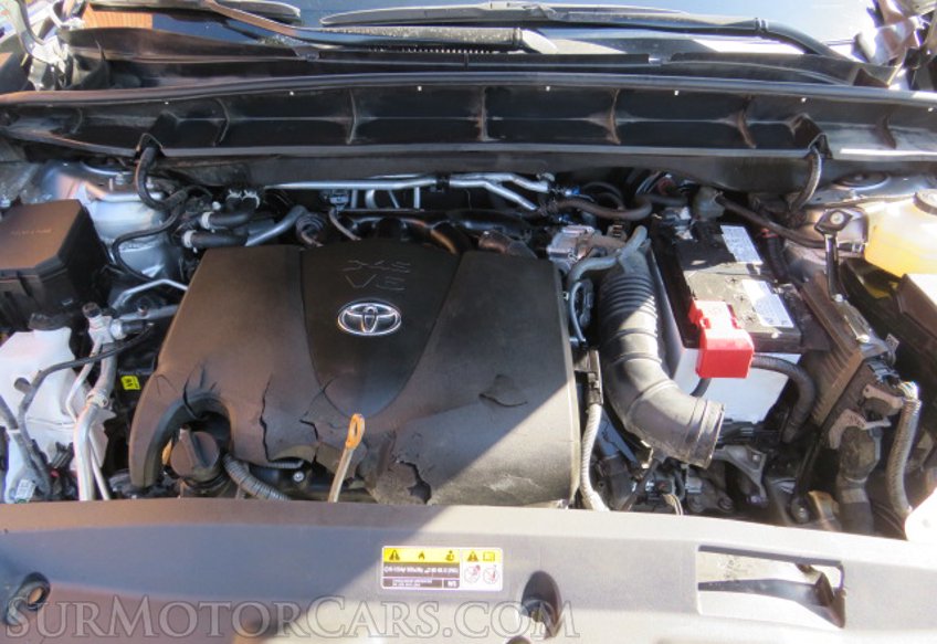 2022 Toyota Highlander - Image 55