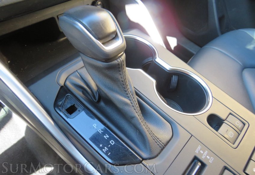 2022 Toyota Highlander - Image 47