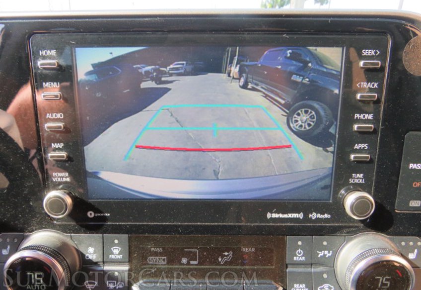 2022 Toyota Highlander - Image 43