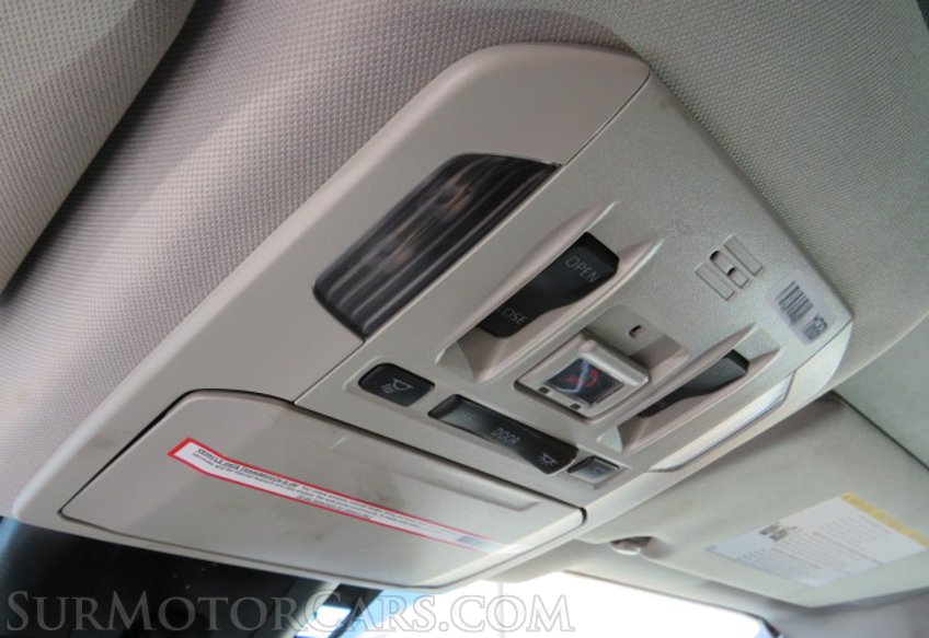 2022 Toyota Highlander - Image 50