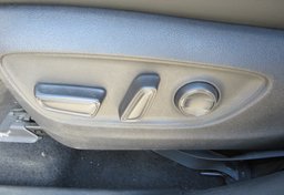 2022 Toyota Highlander - Image 51