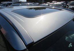 2022 Toyota Highlander - Image 14