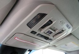 2022 Toyota Highlander - Image 50