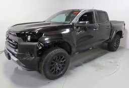 2023 Chevrolet Colorado 4x4 Trail Boss - Image 2