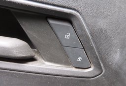 2023 Chevrolet Colorado 4x4 Trail Boss - Image 42