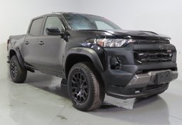 2023 Chevrolet Colorado 4x4 Trail Boss - Image 3