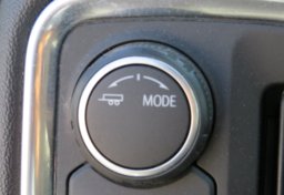 2020 Chevrolet Silverado 1500 - Image 37