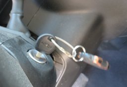 2020 Chevrolet Silverado 1500 - Image 38