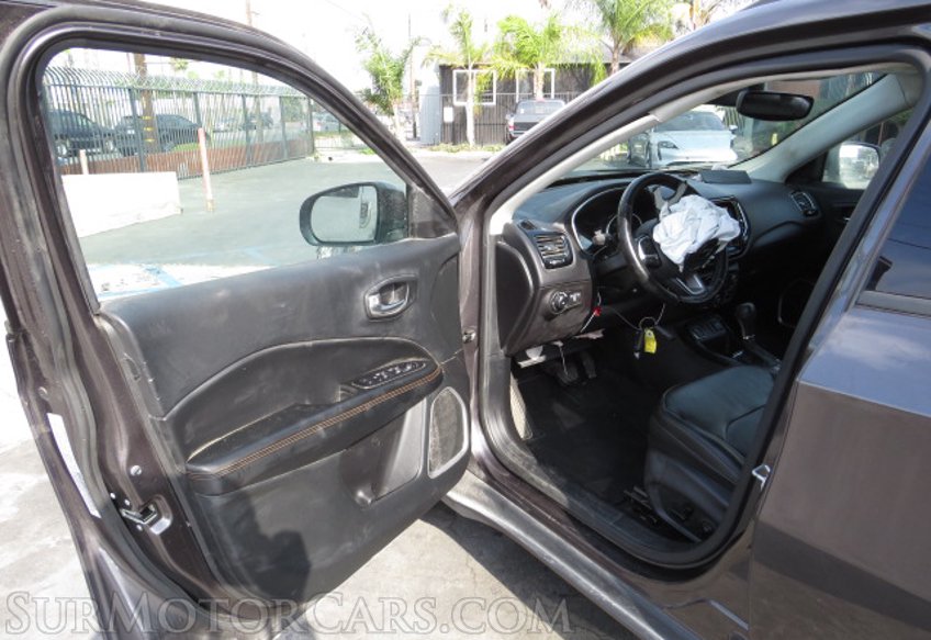 2020 Jeep Compass - Image 19