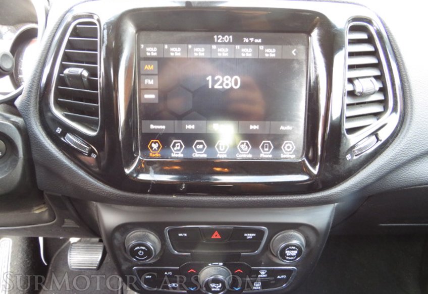 2020 Jeep Compass - Image 30