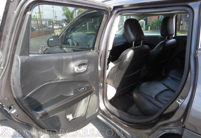 2020 Jeep Compass - Image 27