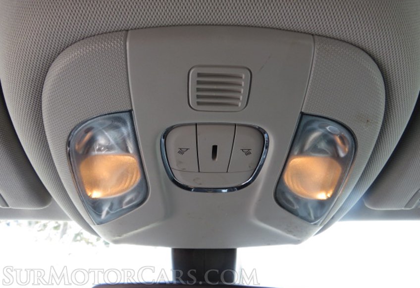 2020 Jeep Compass - Image 40