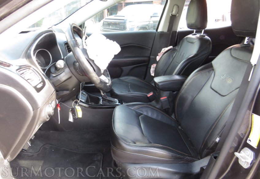 2020 Jeep Compass - Image 18