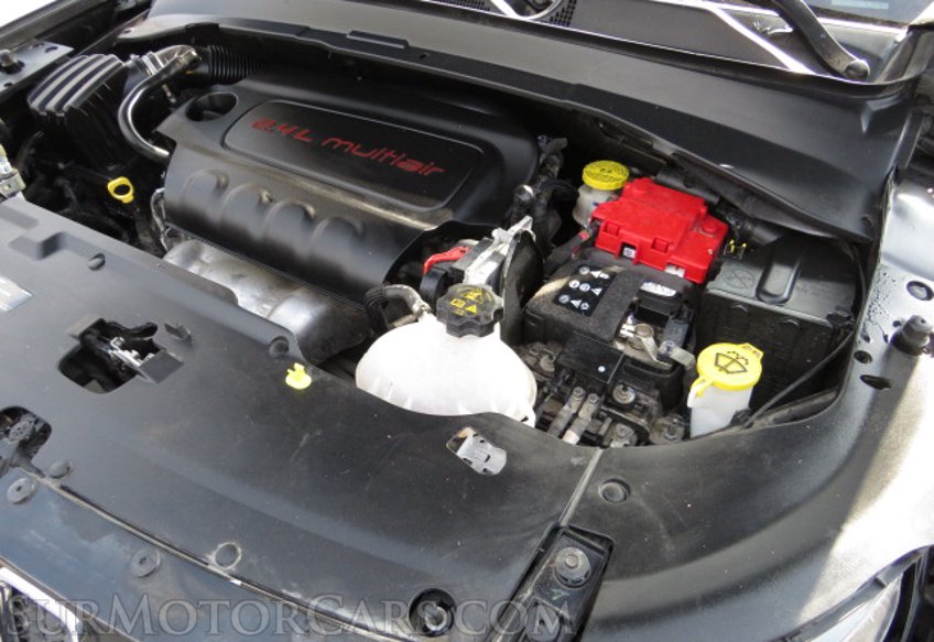 2020 Jeep Compass - Image 42