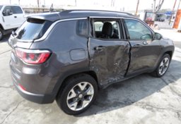 2020 Jeep Compass - Image 5