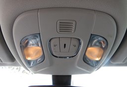 2020 Jeep Compass - Image 40