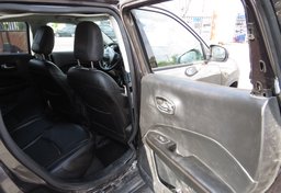 2020 Jeep Compass - Image 26