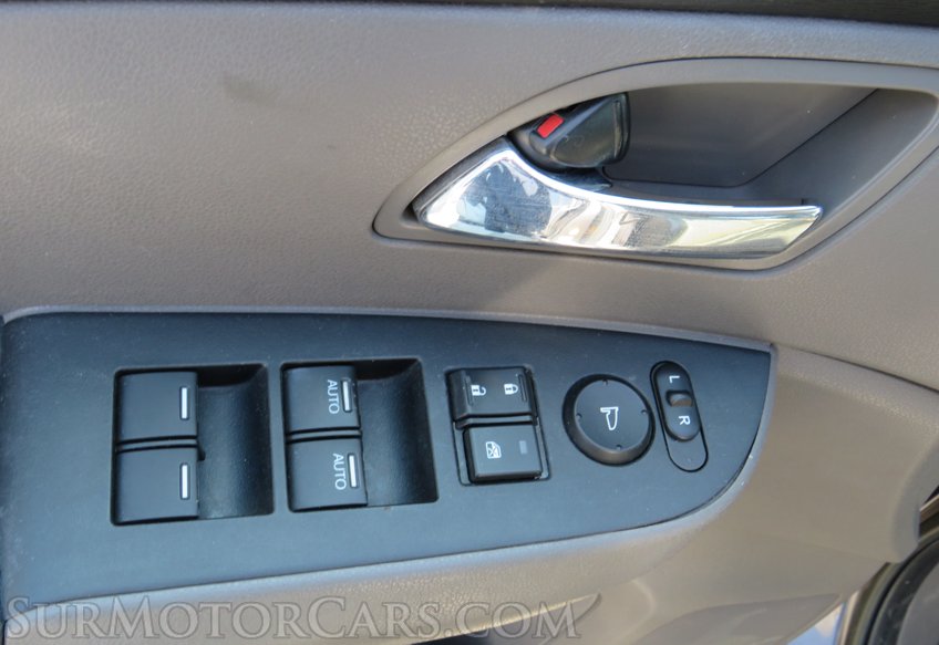 2015 Honda Odyssey - Image 58