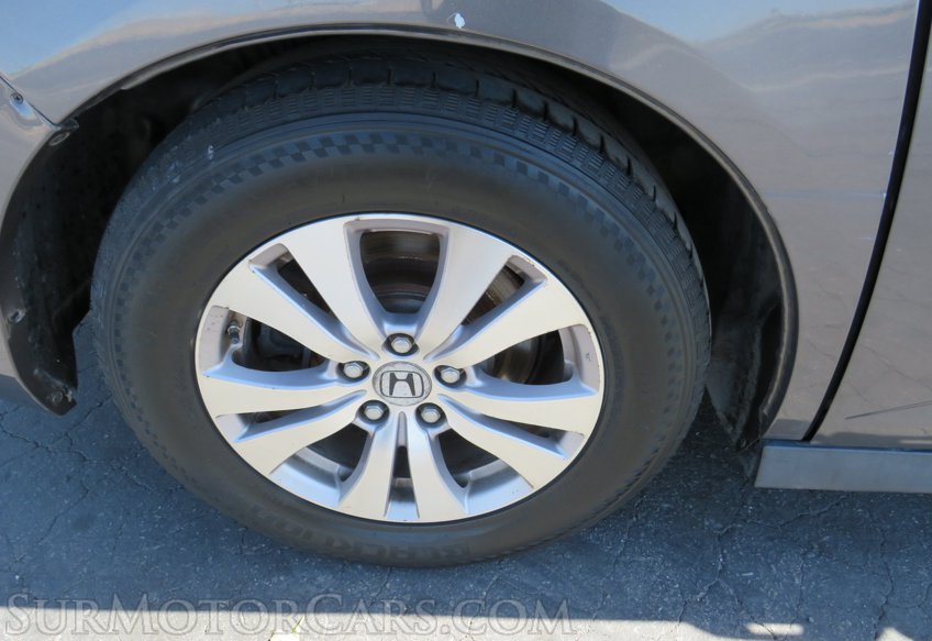 2015 Honda Odyssey - Image 60