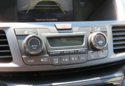 2015 Honda Odyssey - Image 56