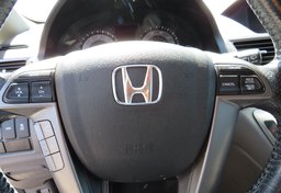 2015 Honda Odyssey - Image 39