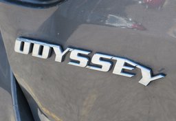 2015 Honda Odyssey - Image 22