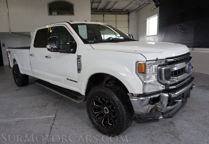 2022 Ford F-250 Super Duty - Image 2