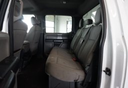 2022 Ford F-250 Super Duty - Image 43