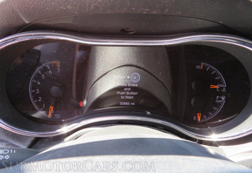2020 Jeep Grand Cherokee - Image 33