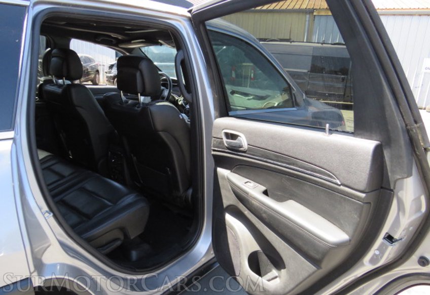 2020 Jeep Grand Cherokee - Image 27