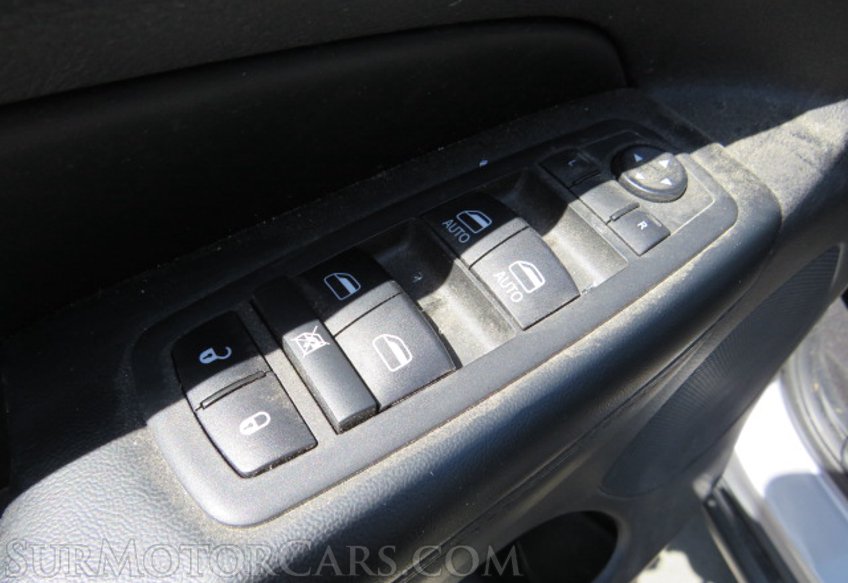 2020 Jeep Grand Cherokee - Image 43