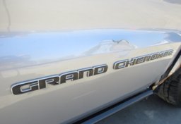 2020 Jeep Grand Cherokee - Image 17