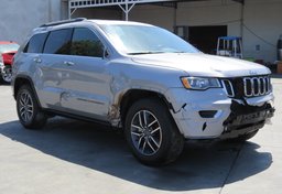 2020 Jeep Grand Cherokee - Image 3