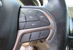 2020 Jeep Grand Cherokee - Image 39