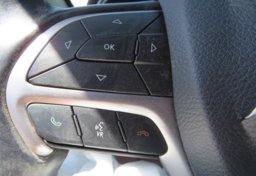 2020 Jeep Grand Cherokee - Image 38