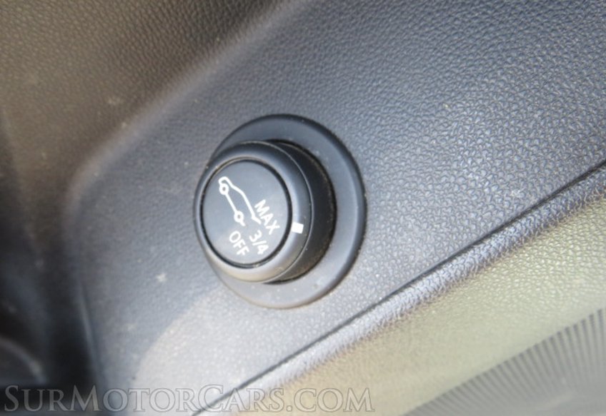 2020 Chevrolet Equinox - Image 40