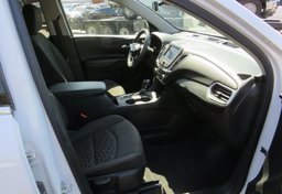 2020 Chevrolet Equinox - Image 27