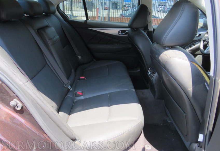 2020 Infiniti Q50 - Image 32