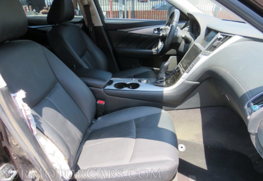 2020 Infiniti Q50 - Image 28