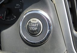 2020 Infiniti Q50 - Image 38