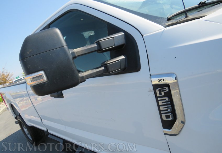 2018 Ford Super Duty F-250 SRW - Image 12