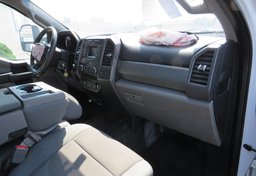 2018 Ford Super Duty F-250 SRW - Image 25