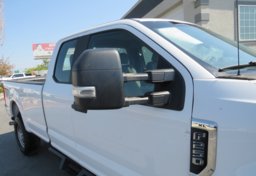 2018 Ford Super Duty F-250 SRW - Image 13